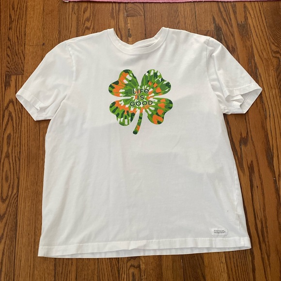 EUC Life is Good Men’s Crusher Tee Size Large Lucky 🍀 - Picture 2 of 7